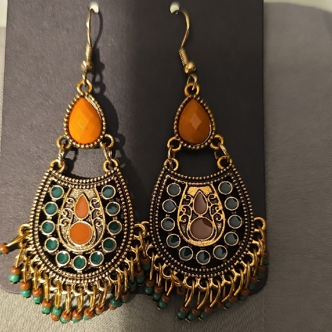 Elegant Gold And Green Dangle Earrings